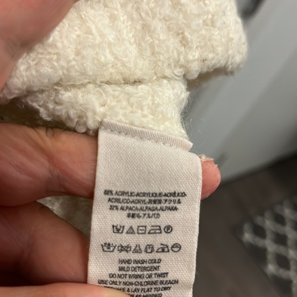 FREE PEOPLE LOFTY VNECK ALPACA BLEND SWEATER - Picture 7 of 8